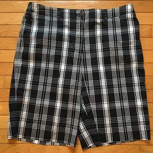 Anne Klein sport stretch walking shorts sz 16